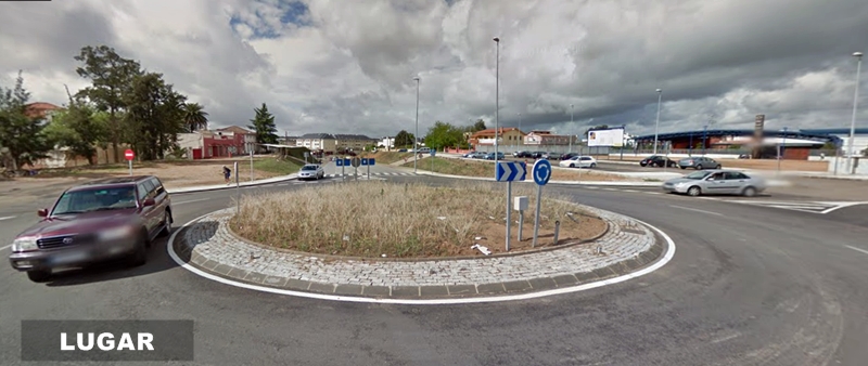 Una colisión entre un coche y una moto deja un herido en Badajoz