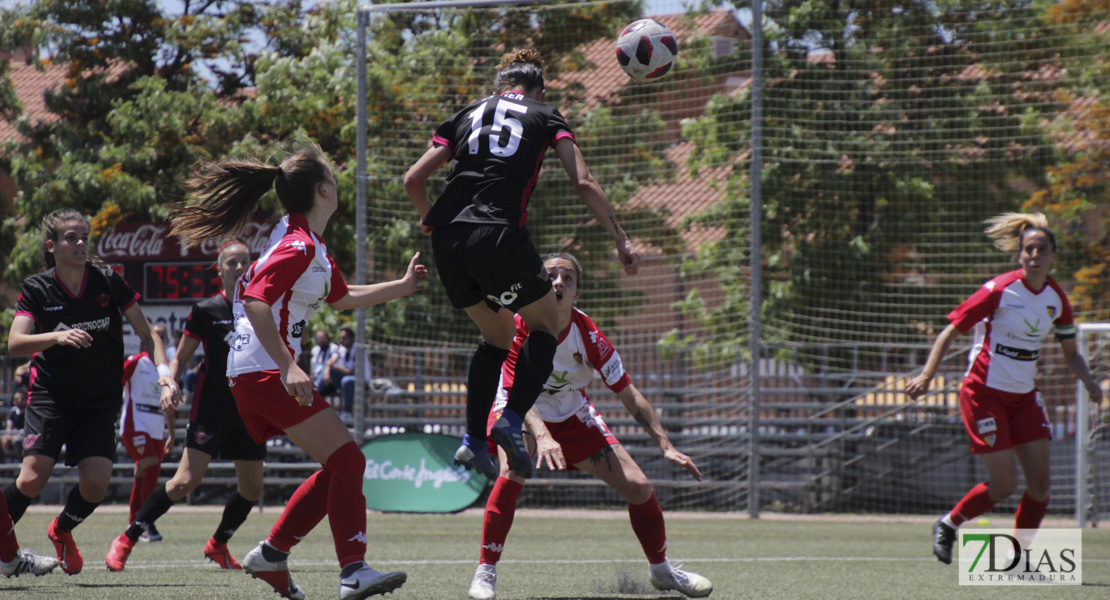 Imágenes del Santa Teresa Badajoz 1 - 0 CD. Tacón