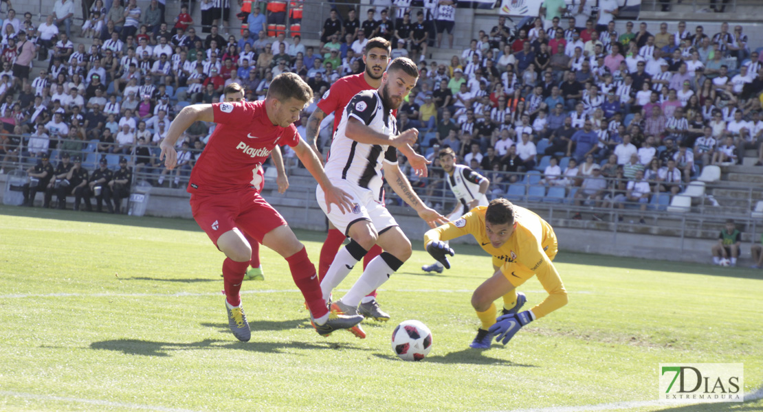 Imágenes del CD. Badajoz 2 - 0 Sevilla Atlético