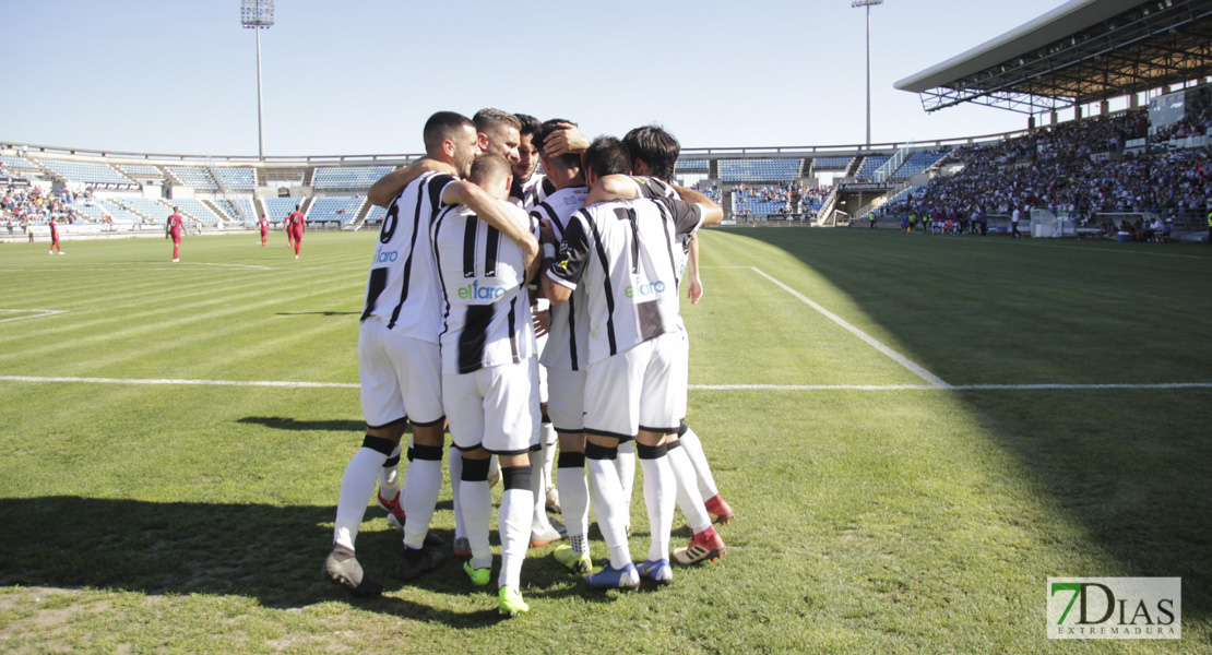 Imágenes del CD. Badajoz 2 - 0 Sevilla Atlético