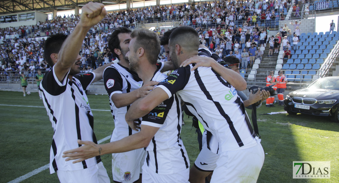 Imágenes del CD. Badajoz 2 - 0 Sevilla Atlético