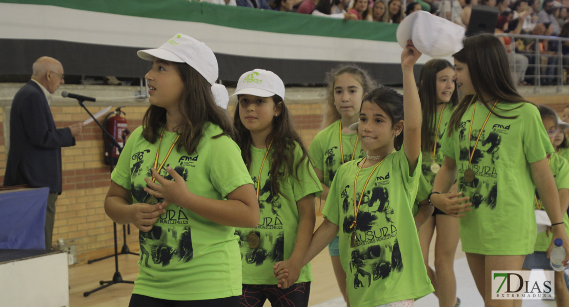 Imágenes de la 31ª Clausura de las Escuelas Deportivas Municipales II