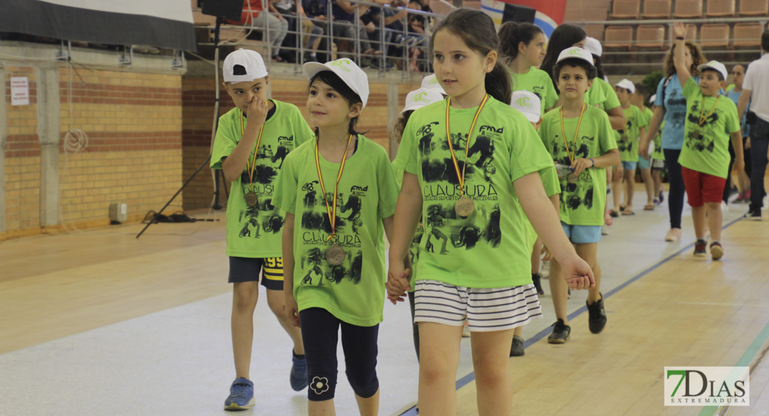 Imágenes de la 31ª Clausura de las Escuelas Deportivas Municipales II