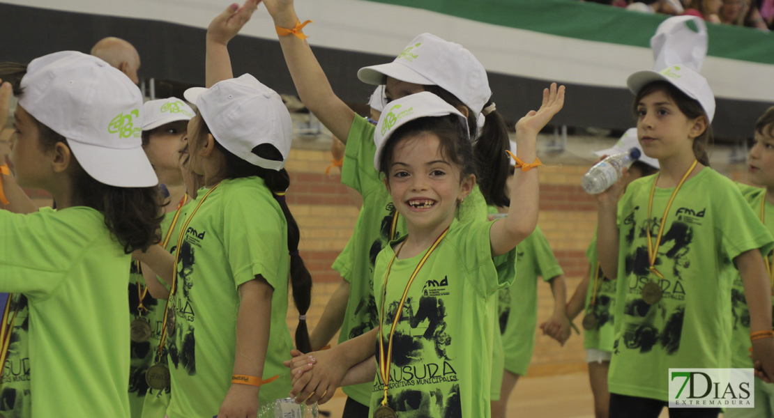 Imágenes de la 31ª Clausura de las Escuelas Deportivas Municipales III