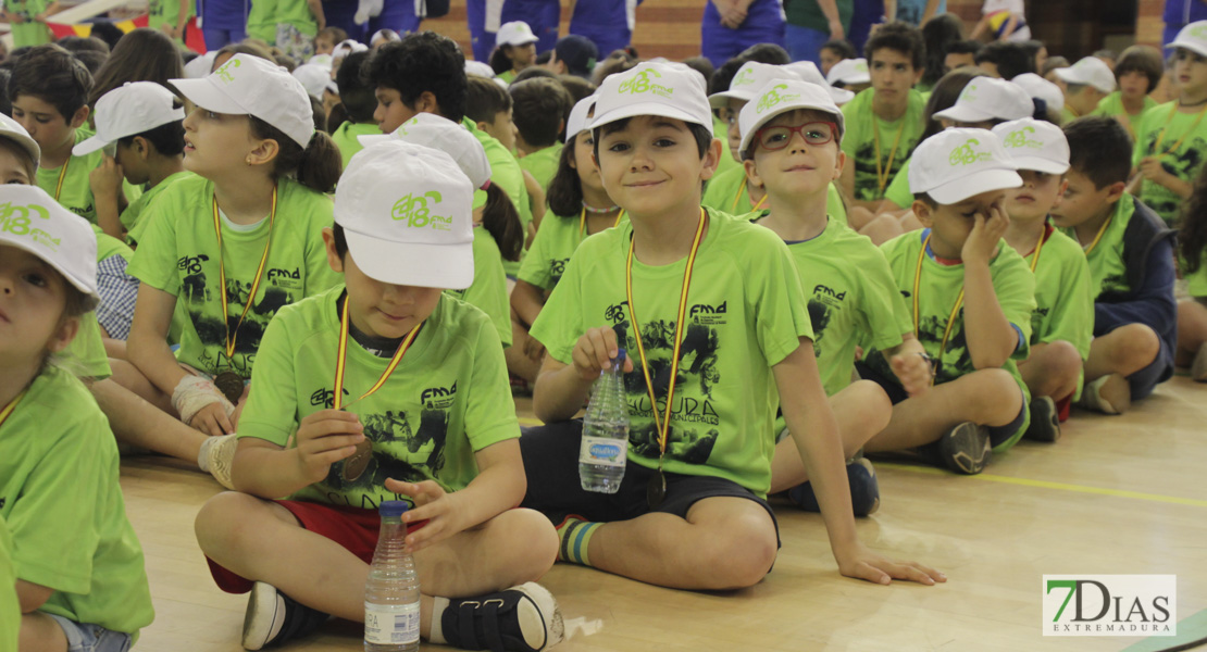 Imágenes de la 31ª Clausura de las Escuelas Deportivas Municipales III