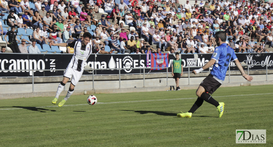 Imágenes del CD. Badajoz 0 - 1 UD Logroñés