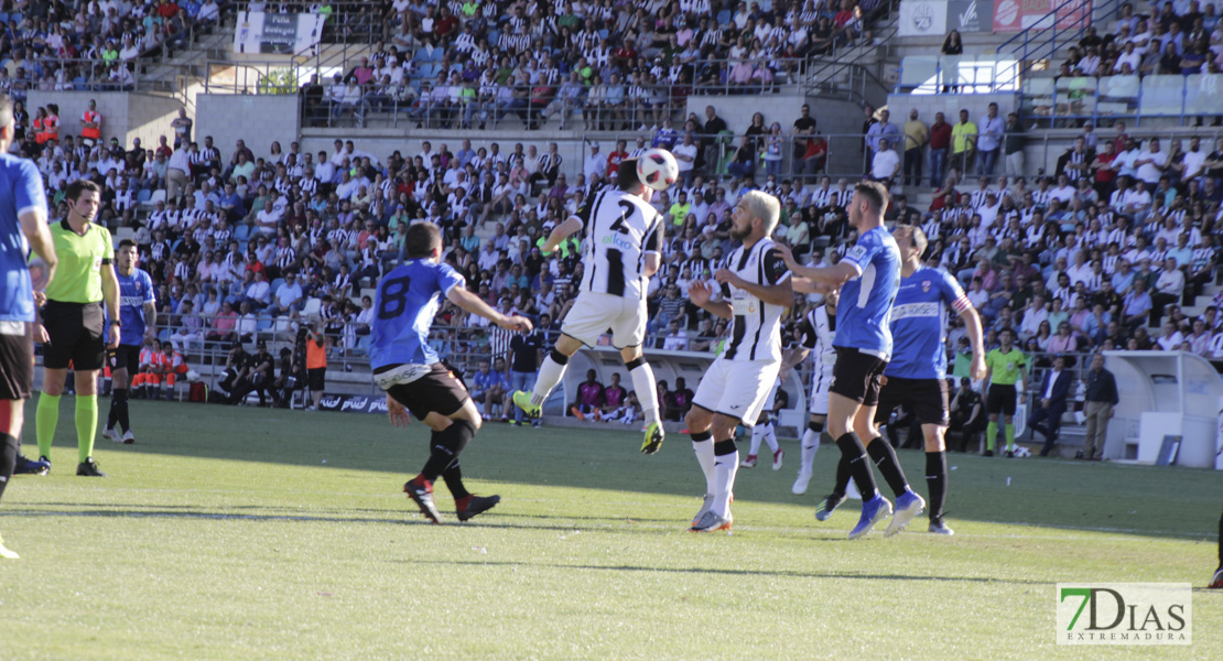 Imágenes del CD. Badajoz 0 - 1 UD Logroñés