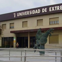 El 51% de los estudiantes de postgrado en Extremadura son mujeres