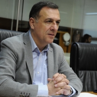 Vox impondrá trabas a la importación de productos de "peor calidad" provenientes de terceros países