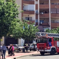 Fallece tras precipitarse desde un bloque de pisos en Almendralejo