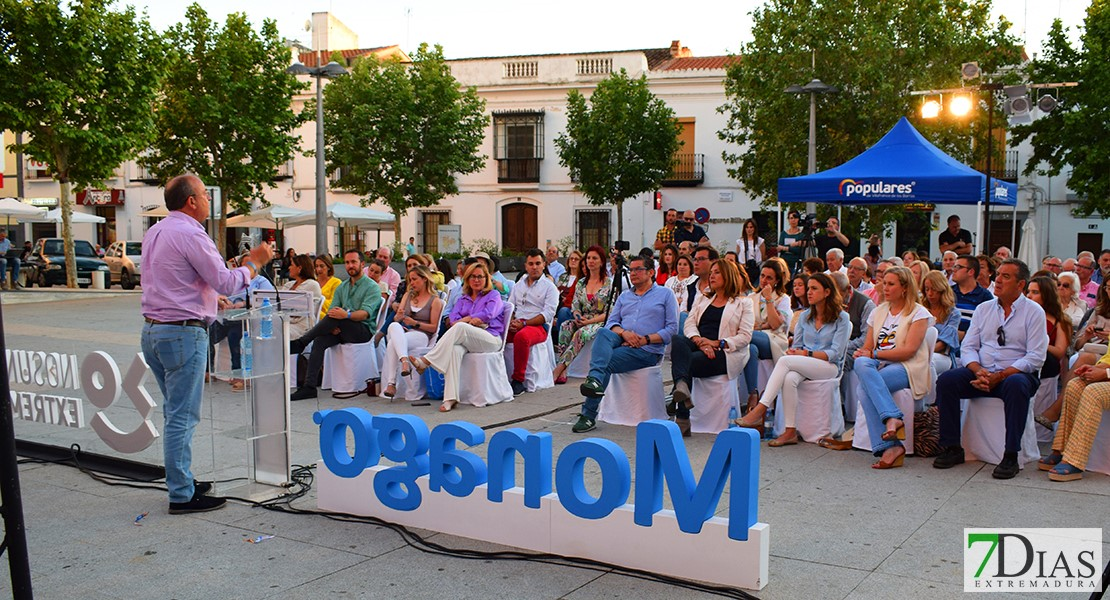 Monago: “En Extremadura se van las personas y se quedan los pájaros”