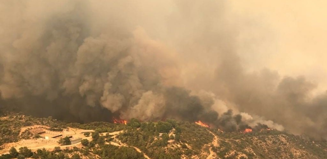 Extremadura ofrece a la Generalitat medios para extinguir el gran incendio de Tarragona