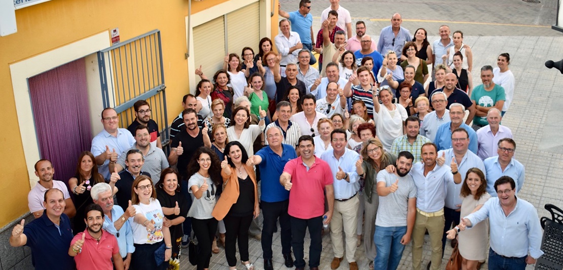 Monago defiende la convivencia tras el escrache que sufrió su candidato en Alange