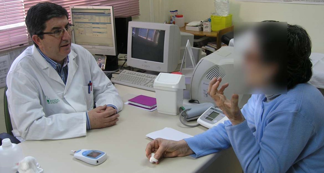 El sindicato médico abandona la Mesa de Sanidad por la “insostenible situación laboral”