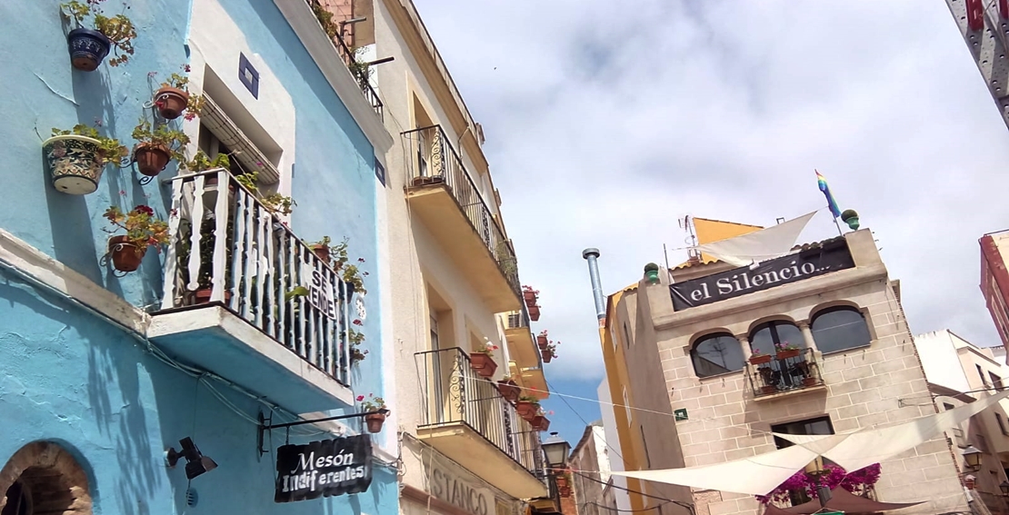 La Cívica pone guapo al Casco Antiguo de Badajoz