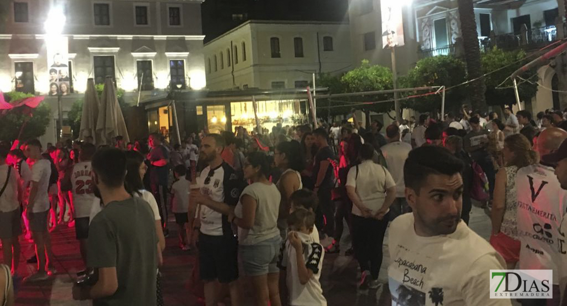 La afición romana celebra el ascenso del Mérida