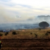 Los Bomberos evitan que un gran incendio llegue a San Isidro