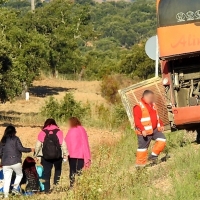 Imágenes del accidente de autobús en la zona de Alcántara (Cáceres)