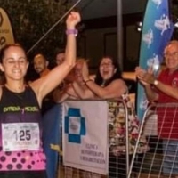 La extremeña Mamen Ledesma gana la Carrera Nocturna de Dos Hermanas