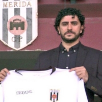 Rubén Andrés continuará como director deportivo del Mérida AD