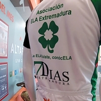 La Fundación Luzón y los pacientes animan a iluminar España de verde por la ELA