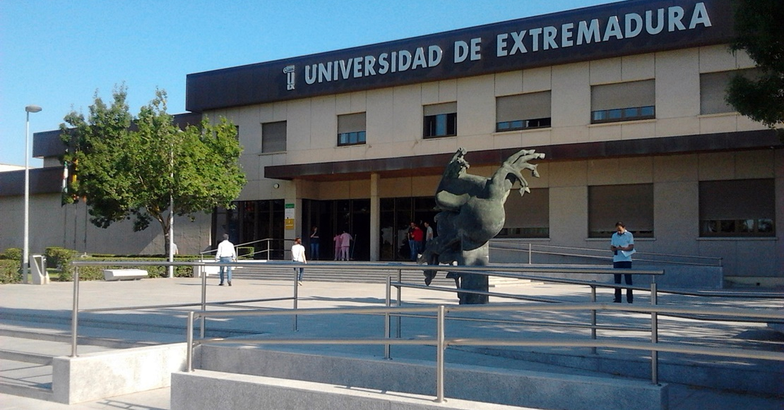 La universidad de Extremadura contará con 14 títulos menos