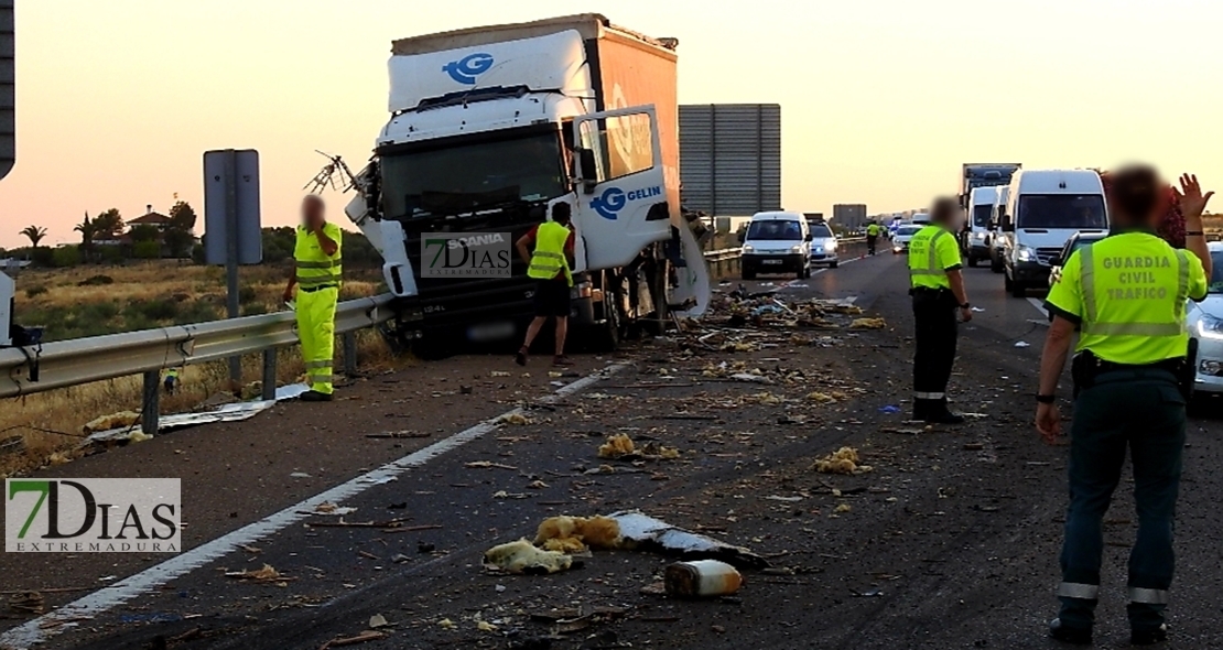 Imágenes del accidente de Trujillanos (Badajoz)