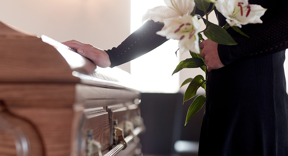 Subida salarial cercana al 5% en cuatro años en el sector funerario