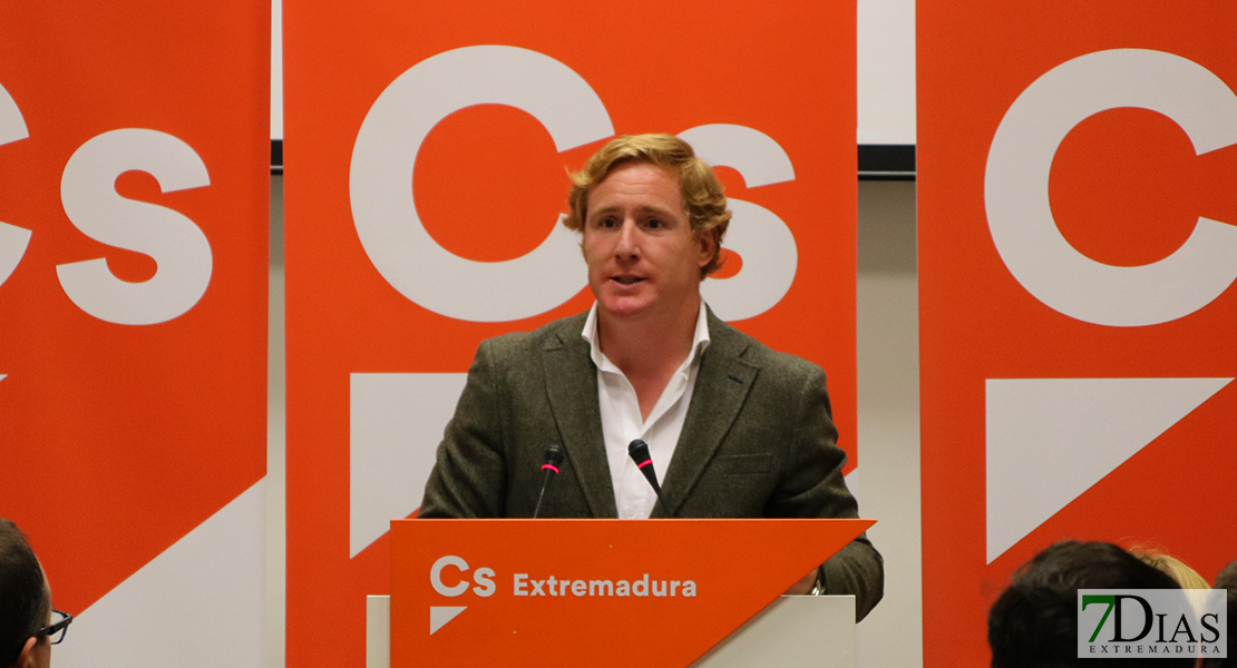 Gragera asegura que Vox no entra en el acuerdo en Badajoz entre PP y Ciudadanos