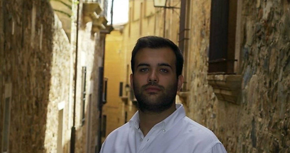 Luis Salaya perdona al ‘hombre pájaro’