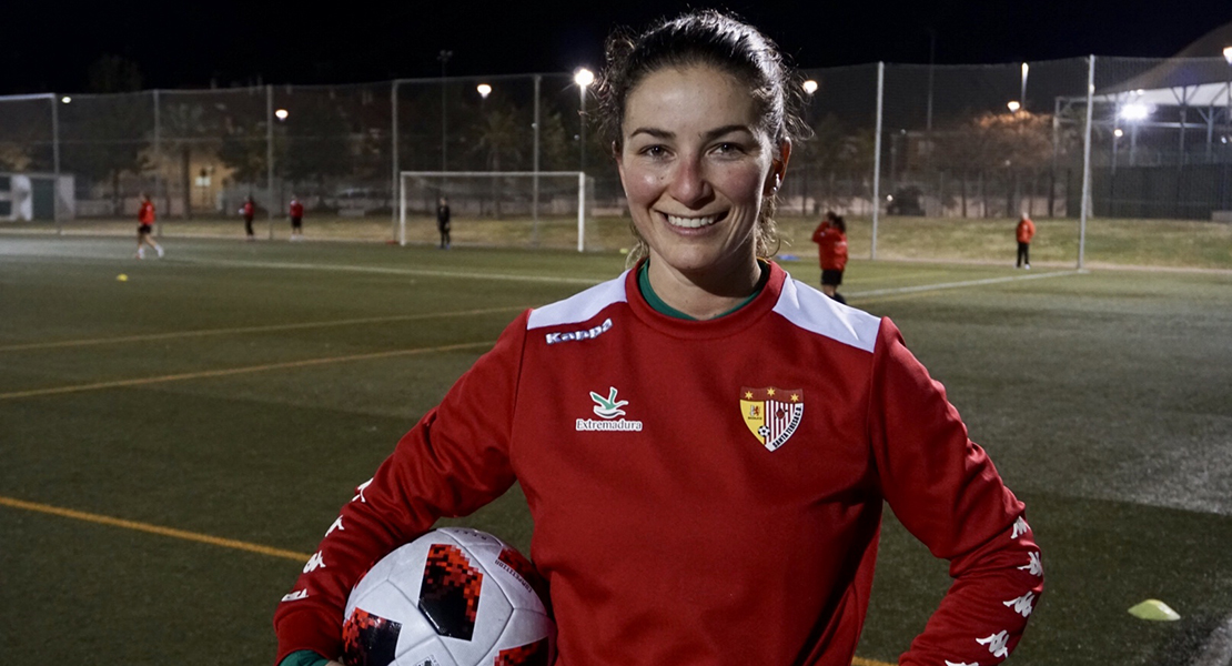 Mariana renueva con el Santa Teresa a pesar de su lesión