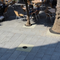 Finalizan los trabajos de pavimentación drenante en los alcorques de los árboles