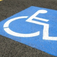 Mérida tiene más de 150 plazas de aparcamiento para personas con movilidad reducida