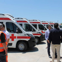 Cruz Roja Extremadura luce nuevas ambulancias