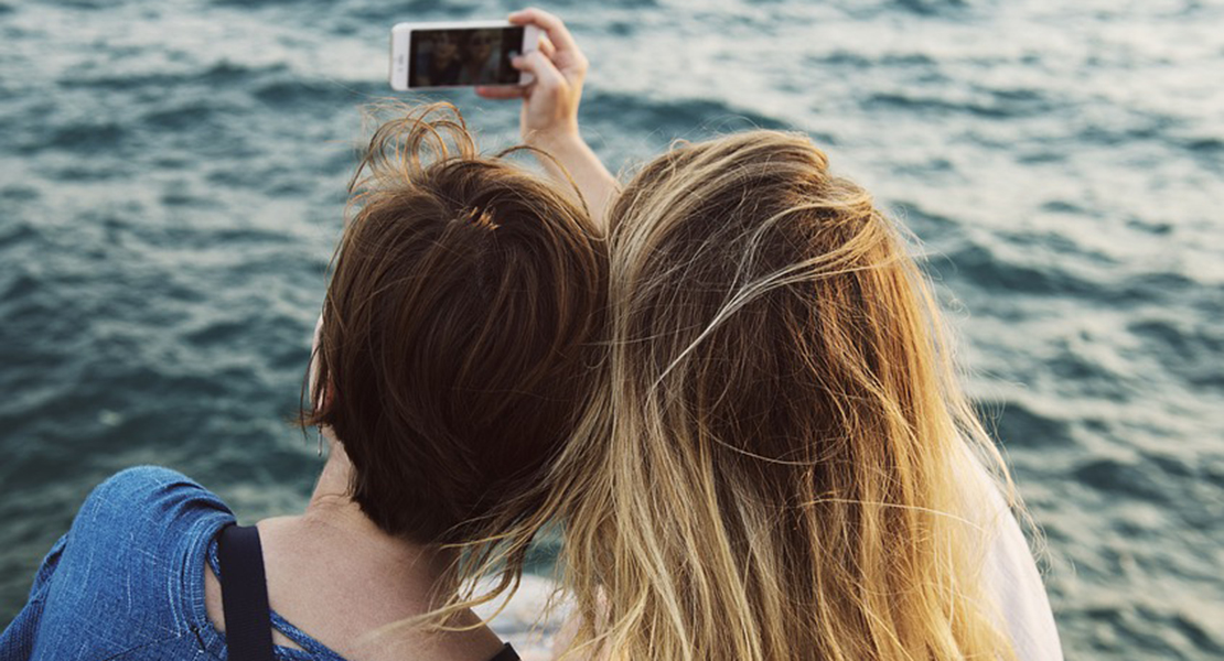 Fallece un menor al caer por una claraboya mientras intentaba hacerse un selfie