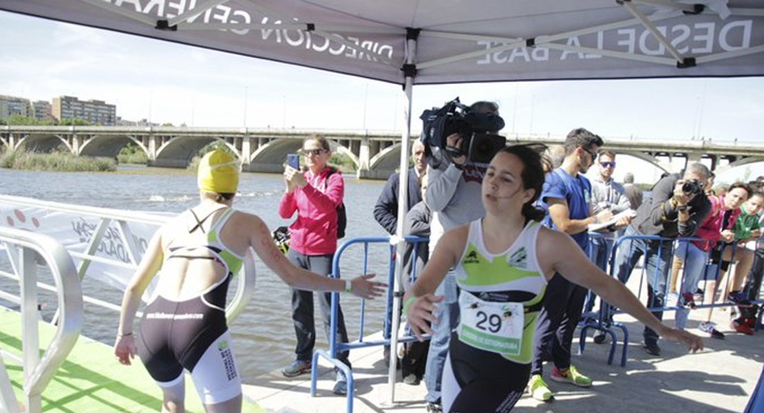 Villafranca de los Barros albergará el único triatlón por relevos de Extremadura