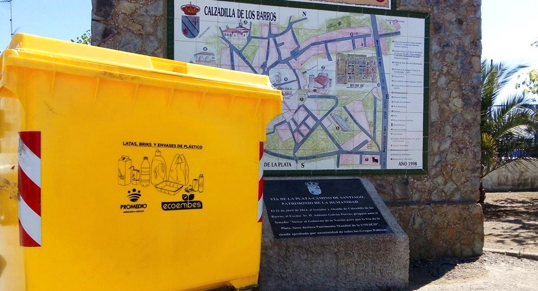 Calzadilla de los Barros empieza a reciclar envases de plástico, latas y briks