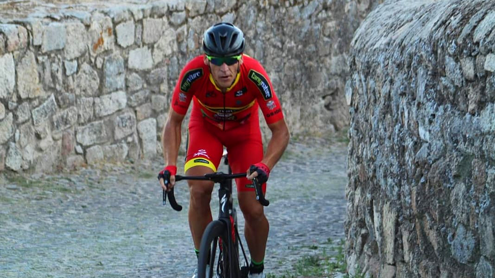 El corredor extremeño Pedro Sánchez defiende el domingo en Asturias el título de Campeón de España