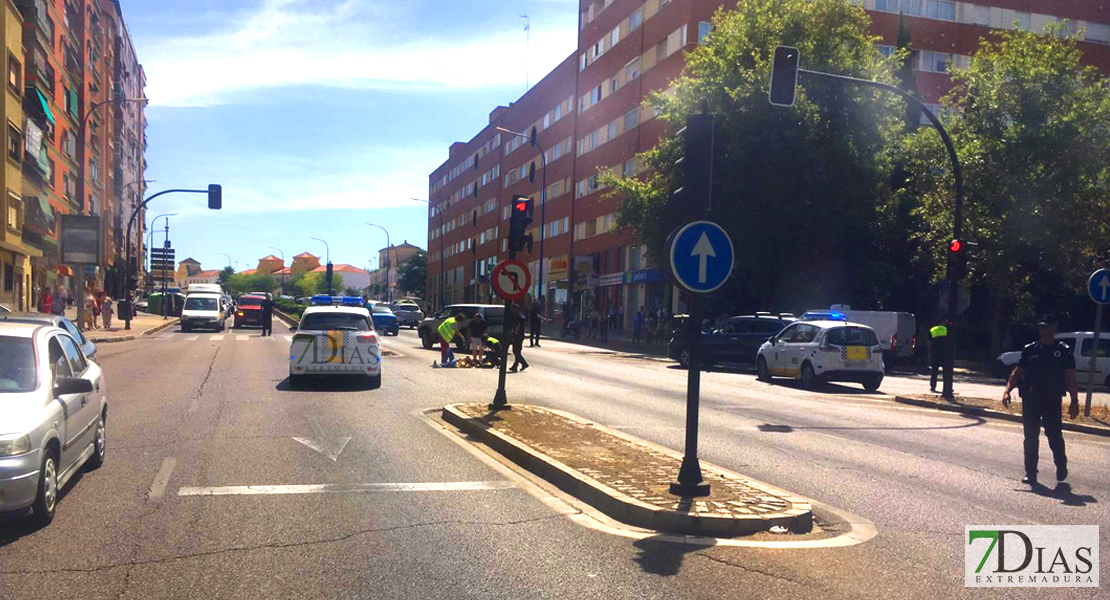 Un coche atropella a un peatón en la autopista de Badajoz