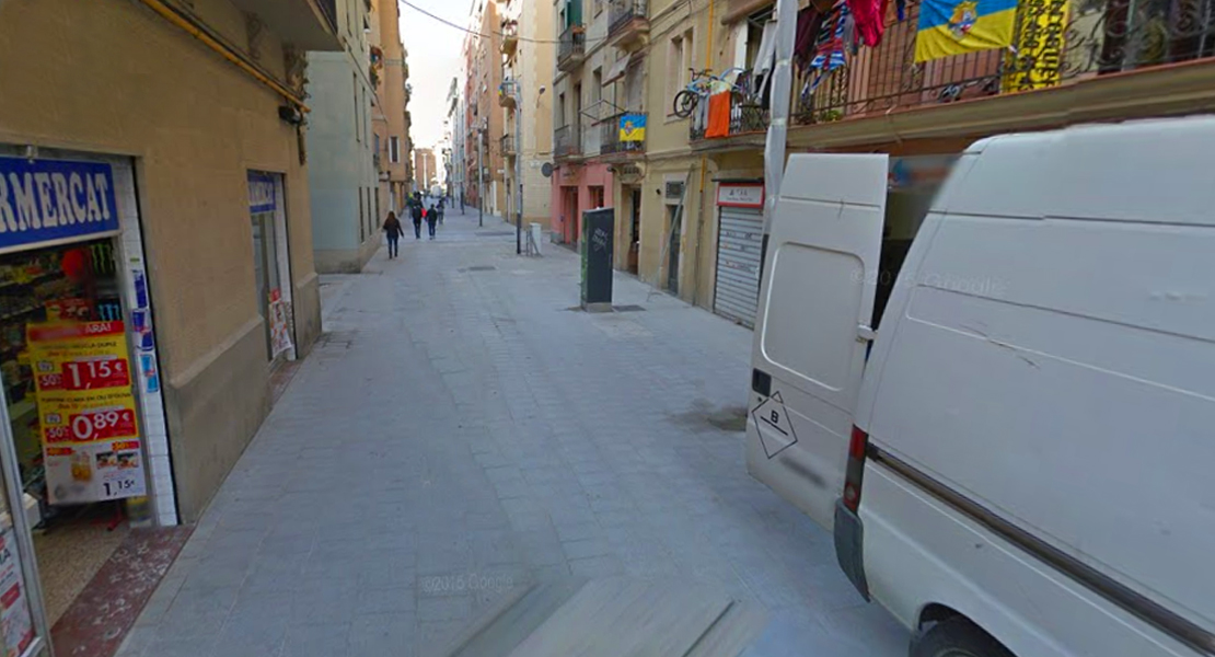 Varios carteristas dan una paliza a cuatro turistas tras robarles en Barcelona