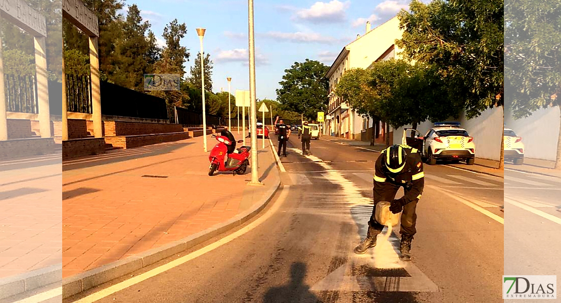 Bomberos y Policía Local actúan conjuntamente en un accidente de tráfico en Villafranca