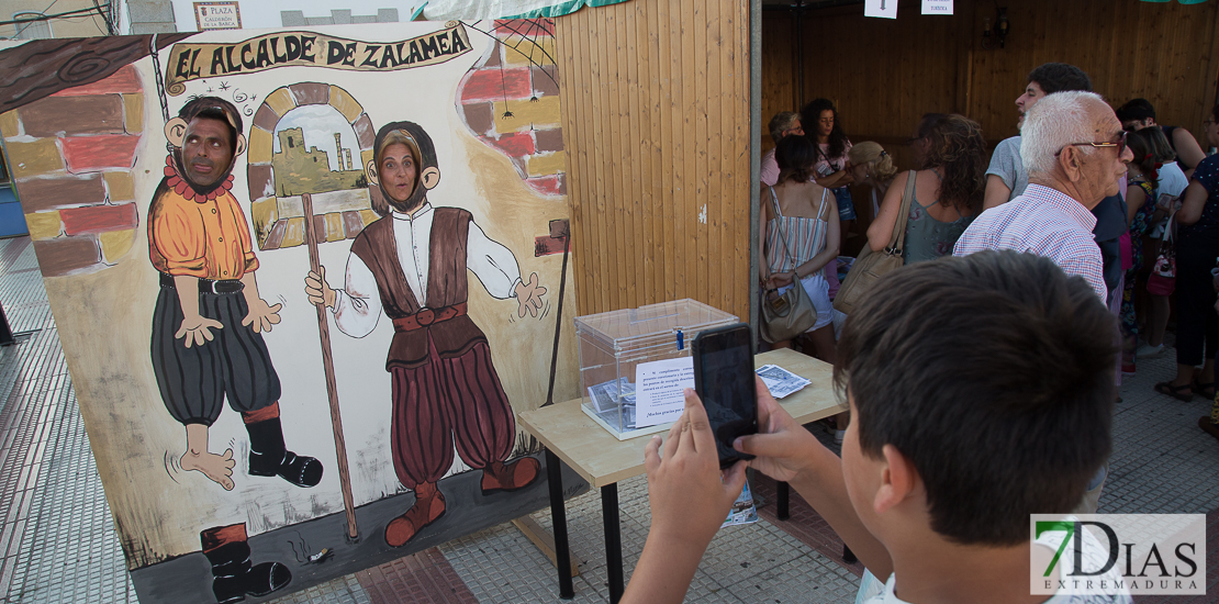 Imágenes del ambiente en el alcalde de Zalamea