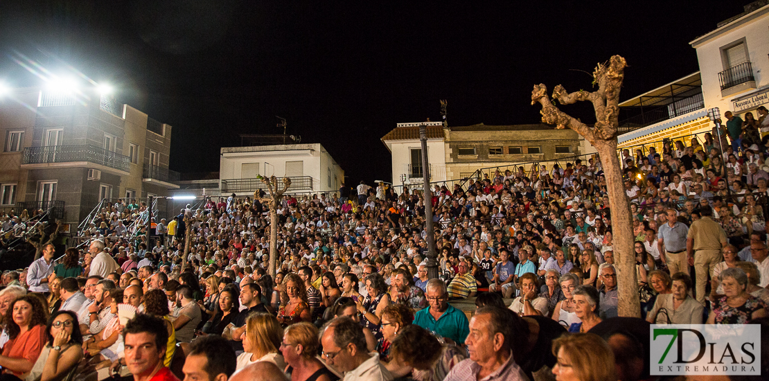 Llenazo en Zalamea para ver el ‘alcalde’