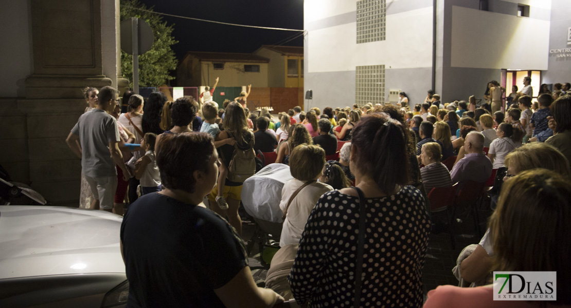 Imágenes de la Noche en Blanco de San Vicente de Alcántara