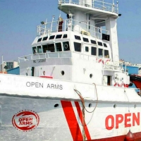 España ofrece Algeciras para el desembarco del Open Arms y lo rechazan