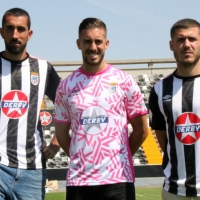 El CD. Badajoz presenta a tres de sus nuevos jugadores