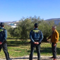 La Guardia Civil ha detenido a dos personas por estafar a 84 olivareros