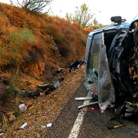 Imágenes del accidente y posterior vuelco en la BA-080 de Tierra de Barros