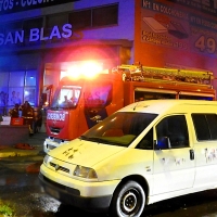 Imágenes del grave incendio que calcinó una tienda de muebles en Mérida