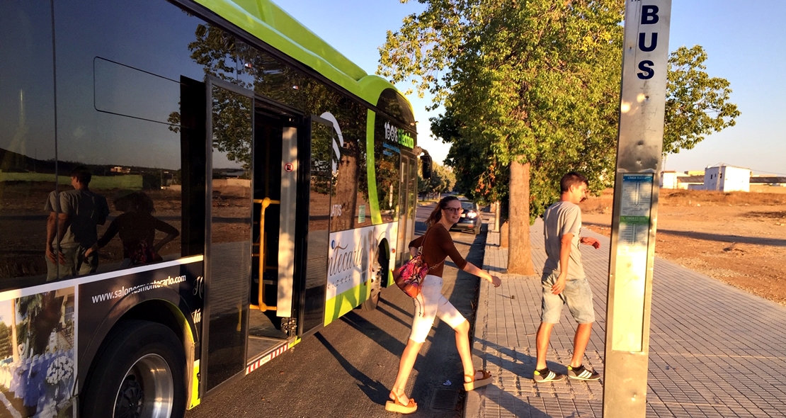 PSOE Badajoz critica la falta de accesibilidad en el transporte urbano